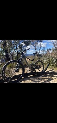 Gaint Trance X 2022 Model. 29 Inch Wheels - image 1 of 3