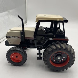 Case 3294 Wide Front Cab Weights Tractor 1/16 Ertl - Picture 1 of 16