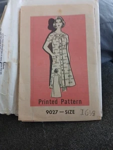 Vintage 70er Jahre Hauskleid Schnittmuster 9027 Schnittmuster - Kleid Hausmantel - Bild 1 von 3