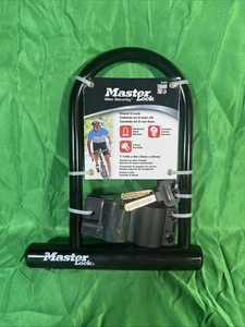 Master Lock Bicycle Security Hardened Steel U-Lock + Carrier Bracket Black New - Picture 1 of 5