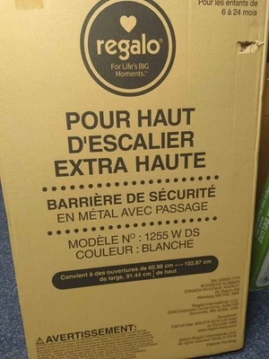 Puerta de bebé extra alta Regalo Widespan - negra Foto 1 de 4