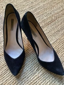 Women’s OROTON BLACK SUEDE HEELS SIZE 37/6 - Picture 1 of 9