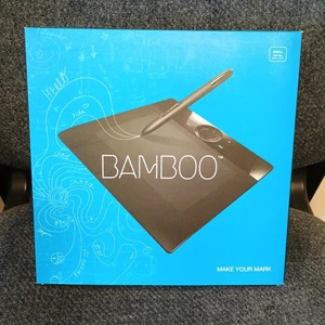 Wacom Bamboo Touch Tablet MTE-450 USB Small Digital Art Pad With Stylus Pen - Picture 1 of 6