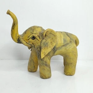 Estatuilla de elefante concha de ostra aplastada de colección tronco de 5" de alto - Imagen 1 de 8