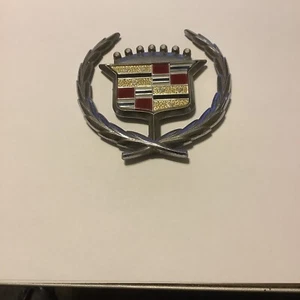 Vtg Cadillac Eldorado Front Grille Crest Wreath Emblem Badge Silver Tone - Picture 1 of 3