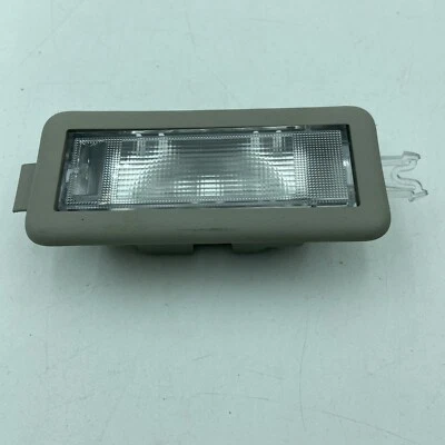 2006-2010 JEEP COMMAND ОГРАНИЧЕННЫЙ ЗАДНИЙ ПРАВЫЙ PASSNGR КУПОЛЬНЫЙ ФОНАРЬ НА КРЫШЕ - Изображение 1 из 4