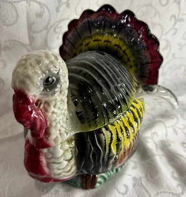Tureen de pavo de cerámica de acción de gracias con cucharón hecho en Italia Foto 1 de 4