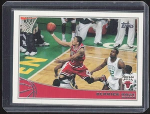 2009-10 Topps #33 Derrick Rose - Foto 1 di 2