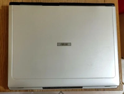 Laptop ASUS Z9200 - beschädigt für Computer Ersatzteile Beschreibung lesen  - Bild 1 von 4