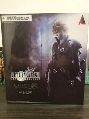 Figura Play Arts Kai Final Fantasy VII Advent Children Cloud Strife Foto 1 de 4