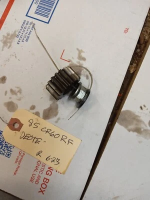 Honda CR60RF 1985 cigüeñal derecho engranaje con tuerca y arandela R Foto 1 de 3