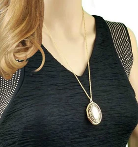 Oval Floral Photo Locket Pendant Gold Tone Necklace 30" Chain - Picture 1 of 7