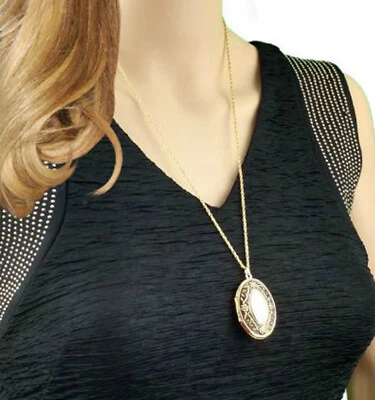 Oval Floral Photo Locket Pendant Gold Tone Necklace 30" Chain - Image 1 of 4