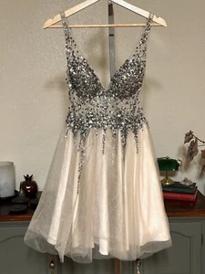 GB Women's Gold Silk & Tulle Rhinestoned Short Formal dress Sz. 5 NWT - Picture 1 of 5