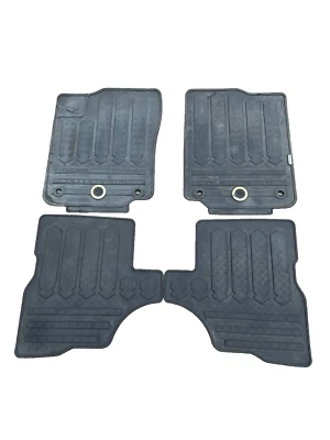 Alfombrillas de goma originales para coche Suzuki Grand Vitara 3 puertas 1998-2005 ORIGINAL Foto 1 de 4