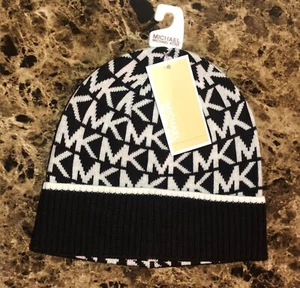 MICHAEL KORS Women's Black & White Monogram Beanie Hat One Size NWT $45 - Picture 1 of 4