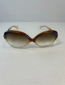 OCCHIALI DA SOLE VINTAGE COME NUOVI ST LAREL E123 FRANCE LENTI ROTONDE COLORE CAFFÈ MONTATURA DONNA - Foto 1 di 5