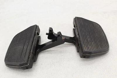 06-08 Juego reposapiés tablero piso trasero izquierdo y derecho Harley Davidson Touring Electra Foto 1 de 4