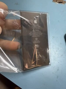 OEM Original iPhone 12/12 Pro Battery pull Part SHIPS FAST-100% Health 🔥 - Picture 1 of 2