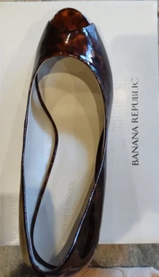 Zapatos Banana Republic estampado leopardo, nuevos en caja Foto 1 de 4