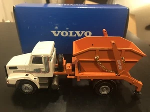 Conrad #3755 Volvo NL10 Turbo Atlas Skip Bucket Loader Truck 1:50 -Diecast Boxed - Picture 1 of 14