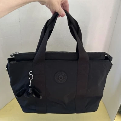 Bolso de hombro Kipling Asseni para mujer ligero de nailon negro en muy buena condición Foto 1 de 4