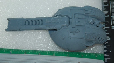 TORRE DE TANQUE DE RESINA E CANO PARA TANQUES PESADOS SCI FI TEMÁTICO COMO WARHAMMER 40K ETC. - Imagem 1 de 4