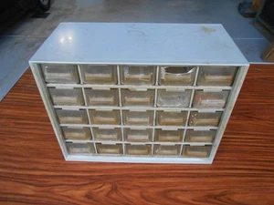 TWENTY FIVE (25) PLASTIC DRAWER HARDWARE SMALL PARTS NUT & BOLT SCREWS ORGANIZER - Picture 1 of 8