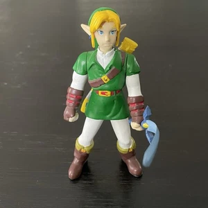 1998 Nintendo The Legend of Zelda Ocarina of Time Link & Sword 5" Actionfigur - Bild 1 von 4