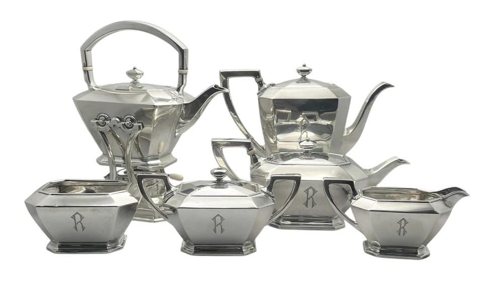 Juego de té de 5 piezas de plata de ley Gorham patrón Fairfax #04. Foto 1 de 4