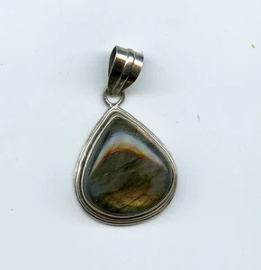 Labradorite pendant set in Sterling Silver 15gr 24x25mm 4815b - Bild 1 von 1
