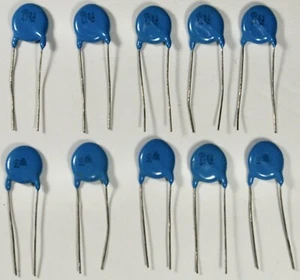 Condensadores de seguridad de disco de cerámica Murata KC332M 3.3nF +-20% 400 Vac Cantidad 10 - Imagen 1 de 3