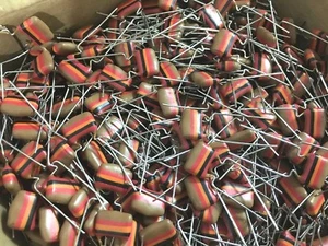 10 Stück - Philips 2222 352 44123 0,012uF (0,012μF 12nF) 100V Candy Strip Kondensator - Bild 1 von 3