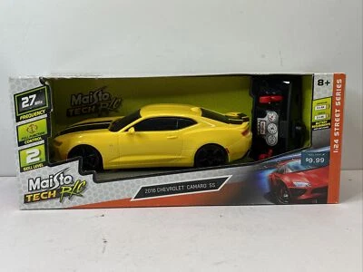 Maisto Tech R/C 2016 Chevrolet Camero SS Yellow/Black Race Stripes  1:24 49MHZ - Image 1 of 4