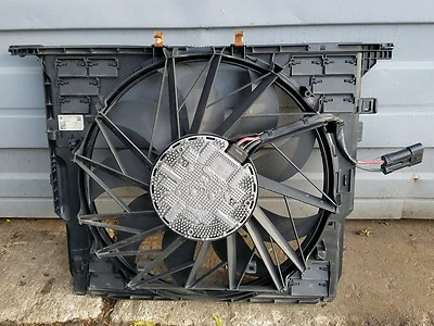 2009 10 11 12 2013 BMW 750LI F01 OEM RADIATOR FAN MOTOR 1742 7806017 7575564 Foto 1 de 4