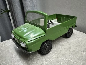 Coche de juguete de metal vintage URSS LUAZ todo terreno coche ucraniano juguete soviético - Imagen 1 de 10