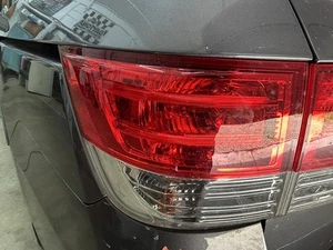 2014-2017 Honda Odyssey Driver Left Tail Light Quarter Panel Mounted - Picture 1 of 14
