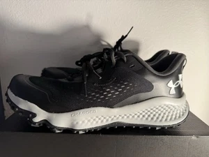 Taglia 8,5 - Under Armour Charged Maven Trek Low Nero Mod Grigio - Foto 1 di 9