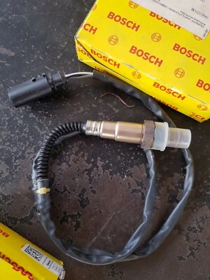 Sonda Lambda BOSCH 0258006039 VW GOLF IV V Audi A3 8L1 A4 A6 A8 TT 8N3 8N9  - Immagine 1 di 3