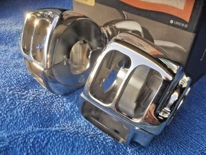 Harley CHROME Softail Switch Housings Original O.E. REAL HD They fit correctly - Picture 1 of 12