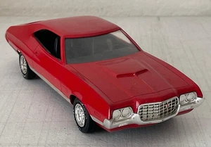 Built 1972 Ford Gran Torino Sport Red 1/25 Scale Model Car Muscle Rare Vintage - Imagen 1 de 12