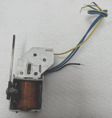 REBUILT LIONEL E-UNIT 100-5 NEW FINGERS DRUM LEVER BOARD SPRING - WASHER RIVET - Image 1 of 4