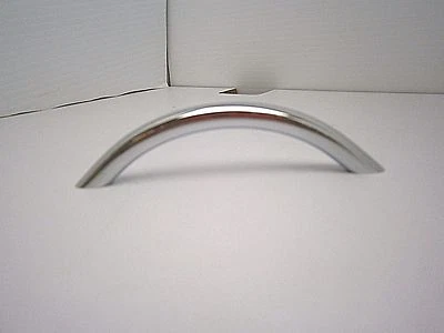  Creations by Alno A1239-PC 3 3/4" (96mm) Moderno Arco Tirador Cromo Pulido 432J Foto 1 de 4