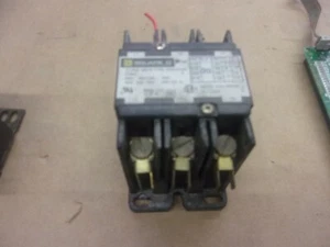 OEM SQUARE D 8910 DPA33S44 CONTACTOR  240 VOLT - Picture 1 of 1