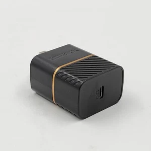 Otterbox Fast Charge Wall Charger with USB-C Cable Black - Photo 1 sur 3