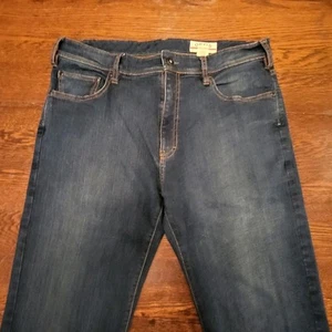 Orvis Jeans Men 36x30 Five Pocket Blue Denim Straight Leg Medium Wash - Picture 1 of 19