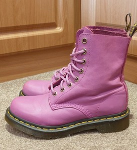 dr martens pascal lilac