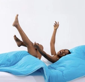 Cooling Comforter for Hot Sleepers,Queen Size Cooling Blanket Light Blue. - Picture 1 of 9