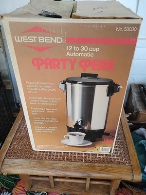 VINTAGE WEST BEND PARTY PERK AUTOMATIC COFFEE MAKER 12-30 CUPS USA MADE - Image 1 of 4