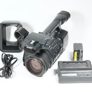 Sony HDR-AX2000 Black Camcorder Video Camera Full HD 20x Zoom Japanese Exc+++ - Picture 1 of 24